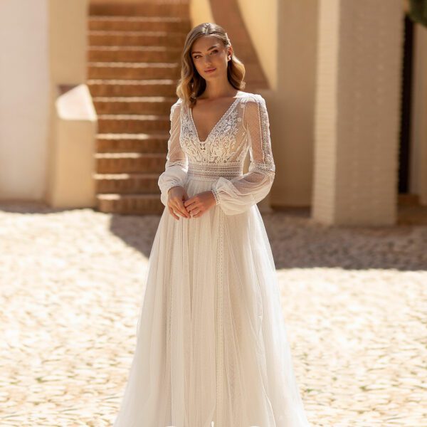 Wedding dress ‘Monica Loretti’