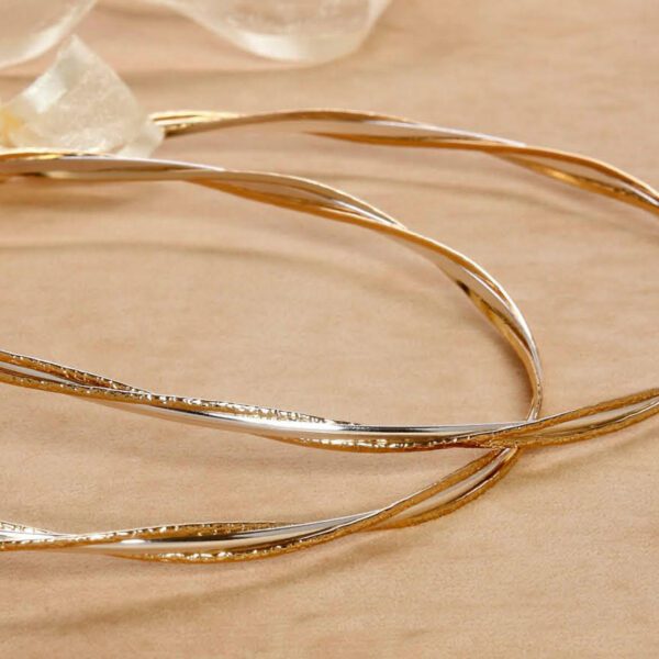 Triple rod wedding crowns Triple rod wedding crowns
