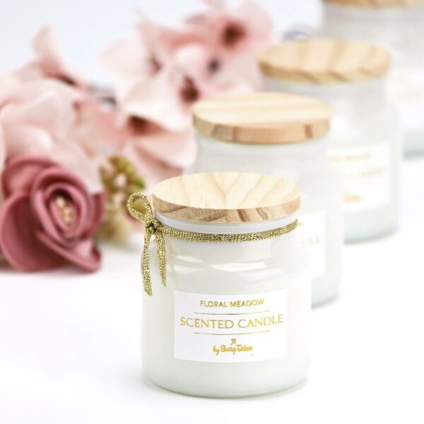 White floral meadow candle favor White floral meadow candle favor
