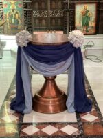 ”Little car in navy blue” ”Little car in navy blue”