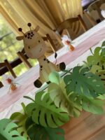 ”Twins cute Giraffe”