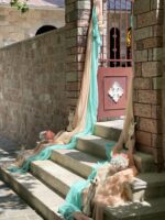 ”Twins cute Giraffe”