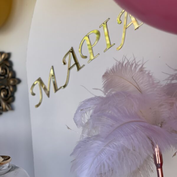 ”Romantic Feathers” ”Romantic Feathers”