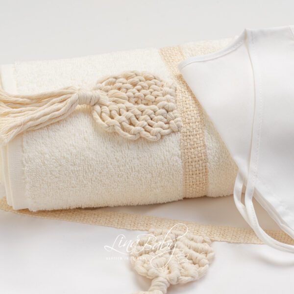 Essential “Macrame Boy” christening cloth set Essential “Macrame Boy” christening cloth set