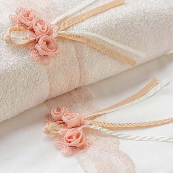 Essential “Sarah Kay” christening cloth set Essential “Sarah Kay” christening cloth set