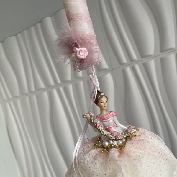 Λαμπάδα ”Τριανταφυλλένια ”