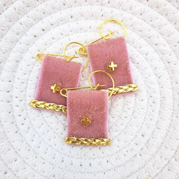 Μαρτυρικό πέτου με βελούδινη κορδέλα KYMI