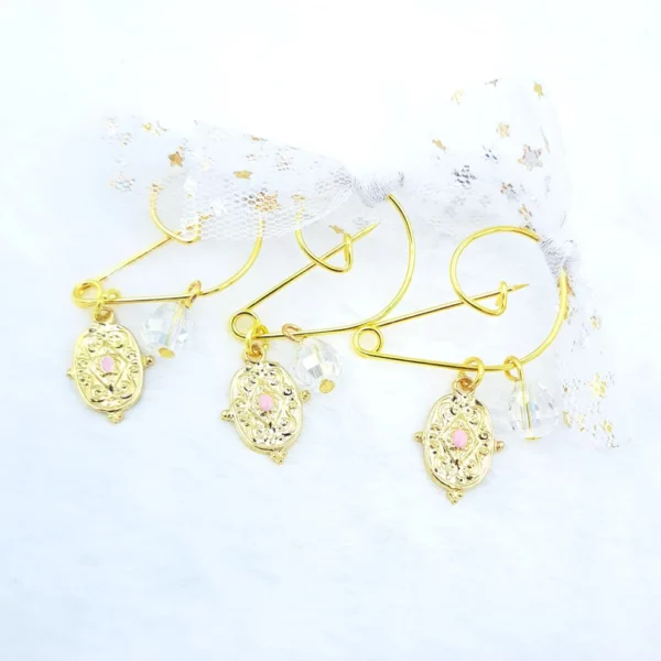 Μαρτυρικά πέτου με παραμάνα και τούλι με αστέρια kymi