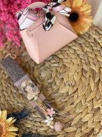 Λαμπάδα Dior με τσαντάκι