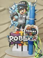 SET λαμπάδα και φιγούρα stand ”Roblox”