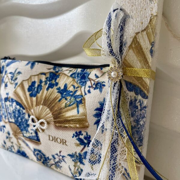 Set τσαντάκι και λαμπάδα ”Dior”
